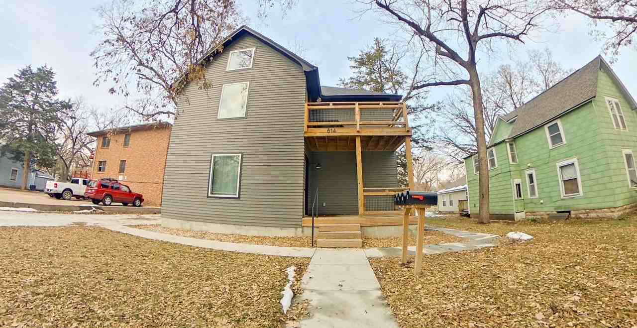 814 Fremont - Photo 2 of 16