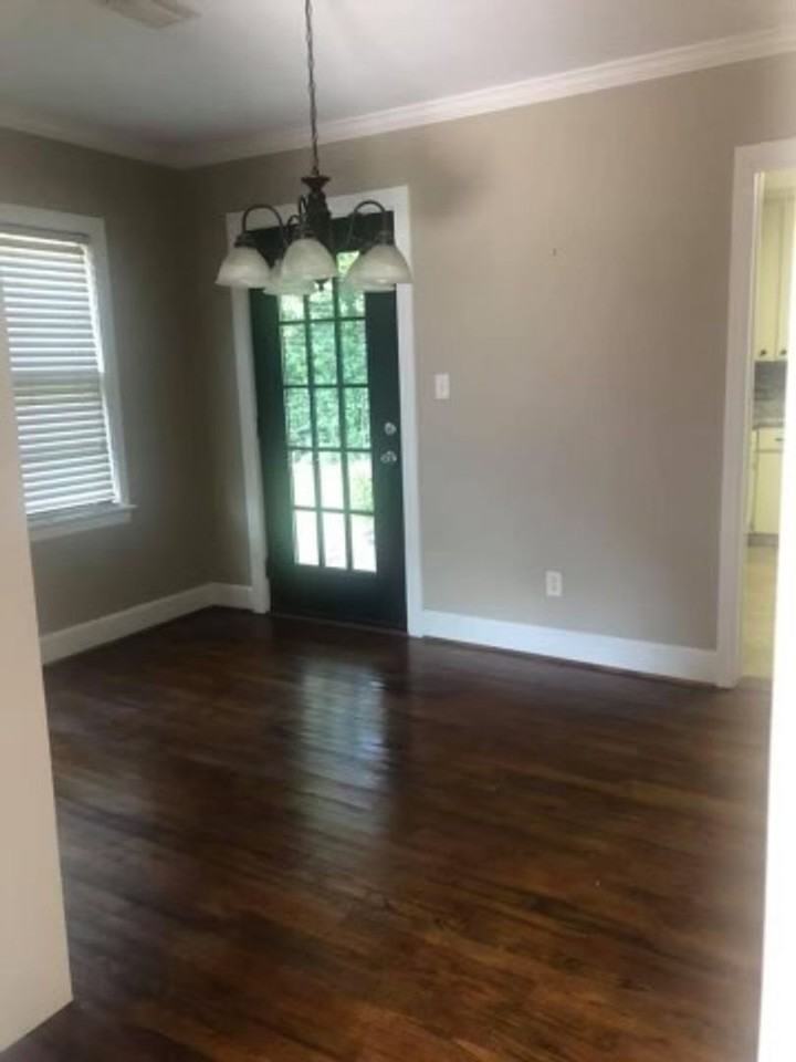 212 W Fairview St - Photo 4 of 9