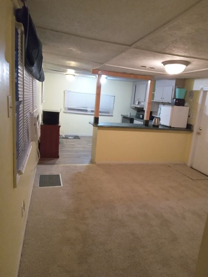 3940 Lace Rd - Photo 3 of 6