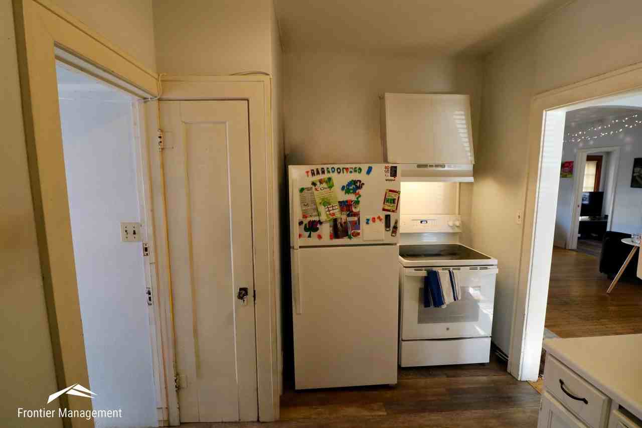 1821 Anderson Ave - Photo 3 of 15