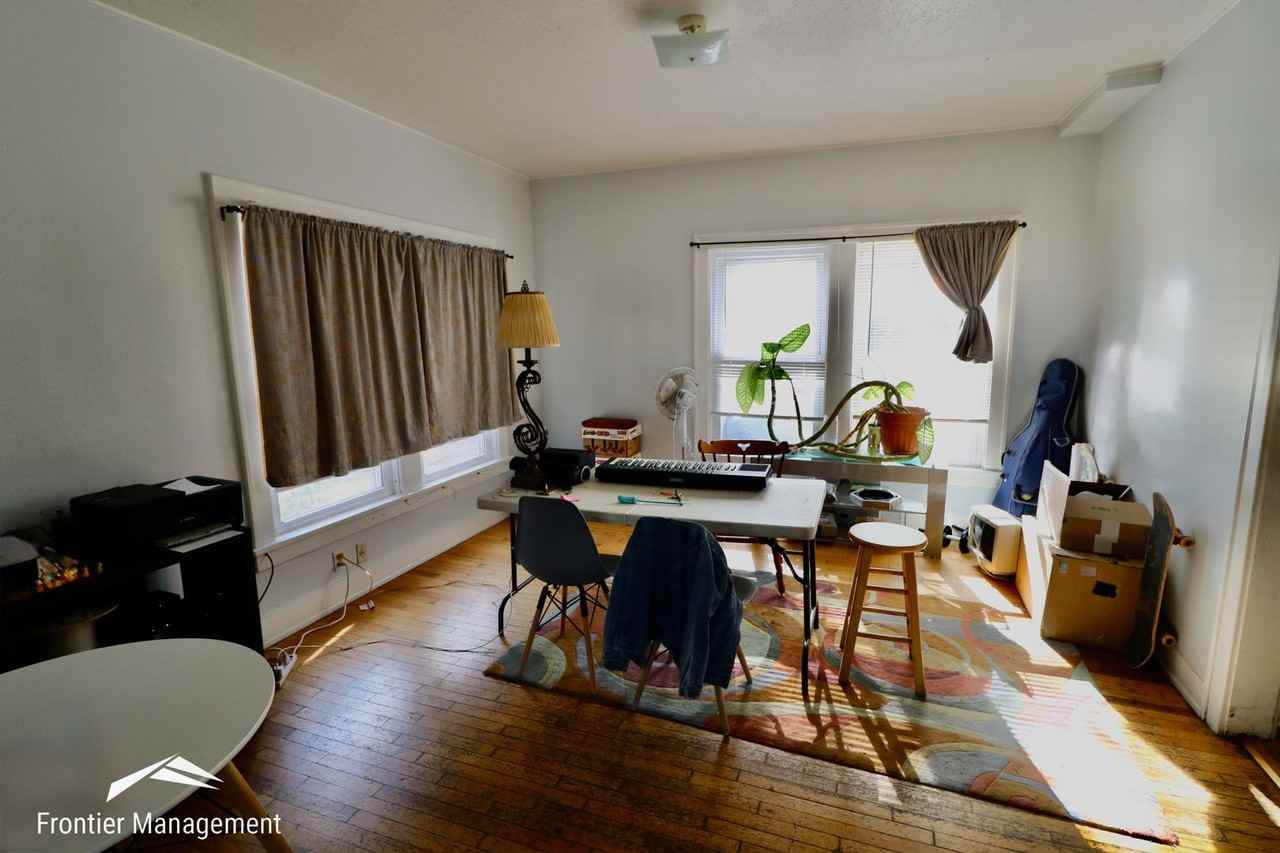 1821 Anderson Ave - Photo 4 of 15