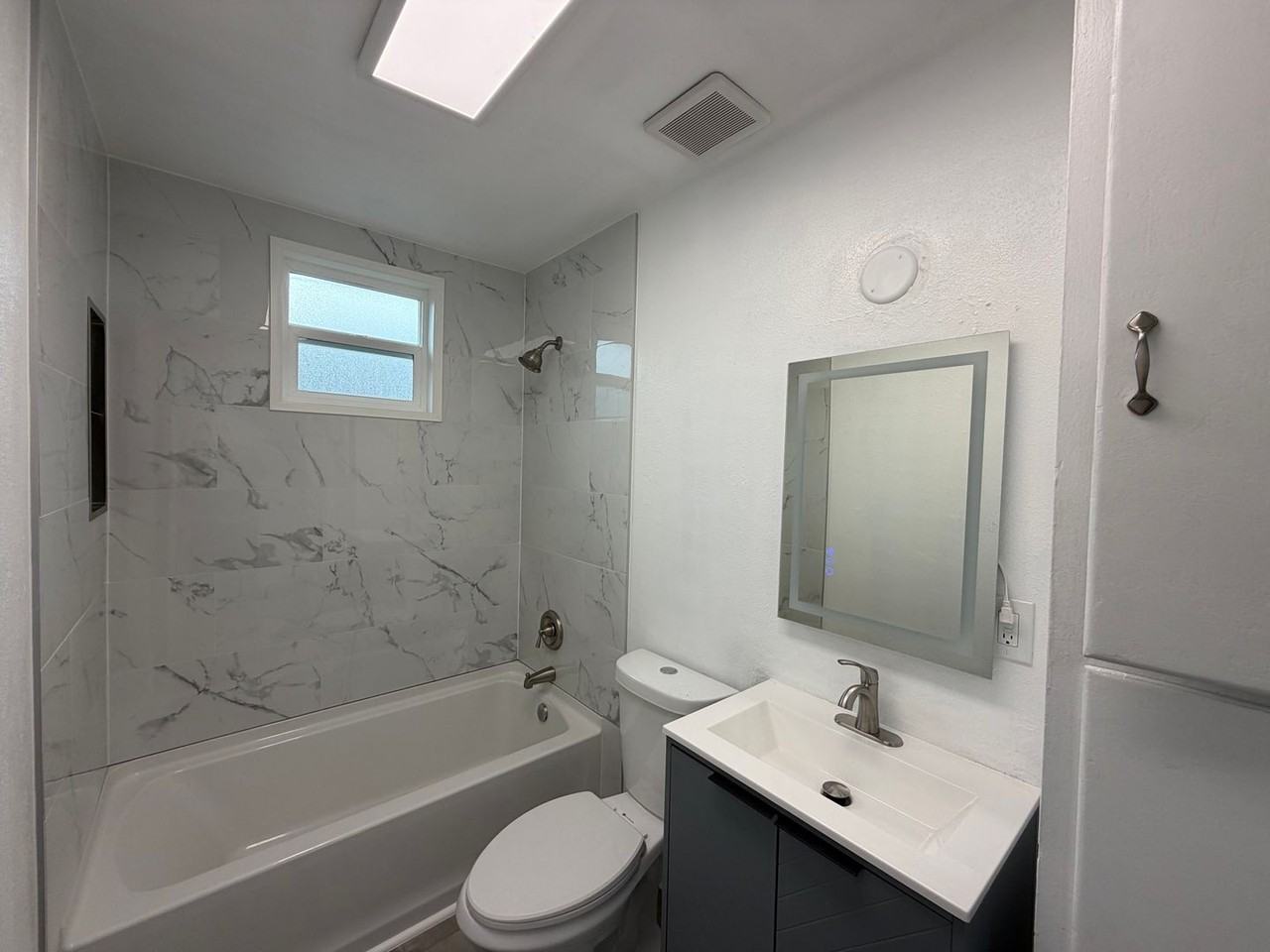 1302 Sw Goodwin Ln - Photo 6 of 13