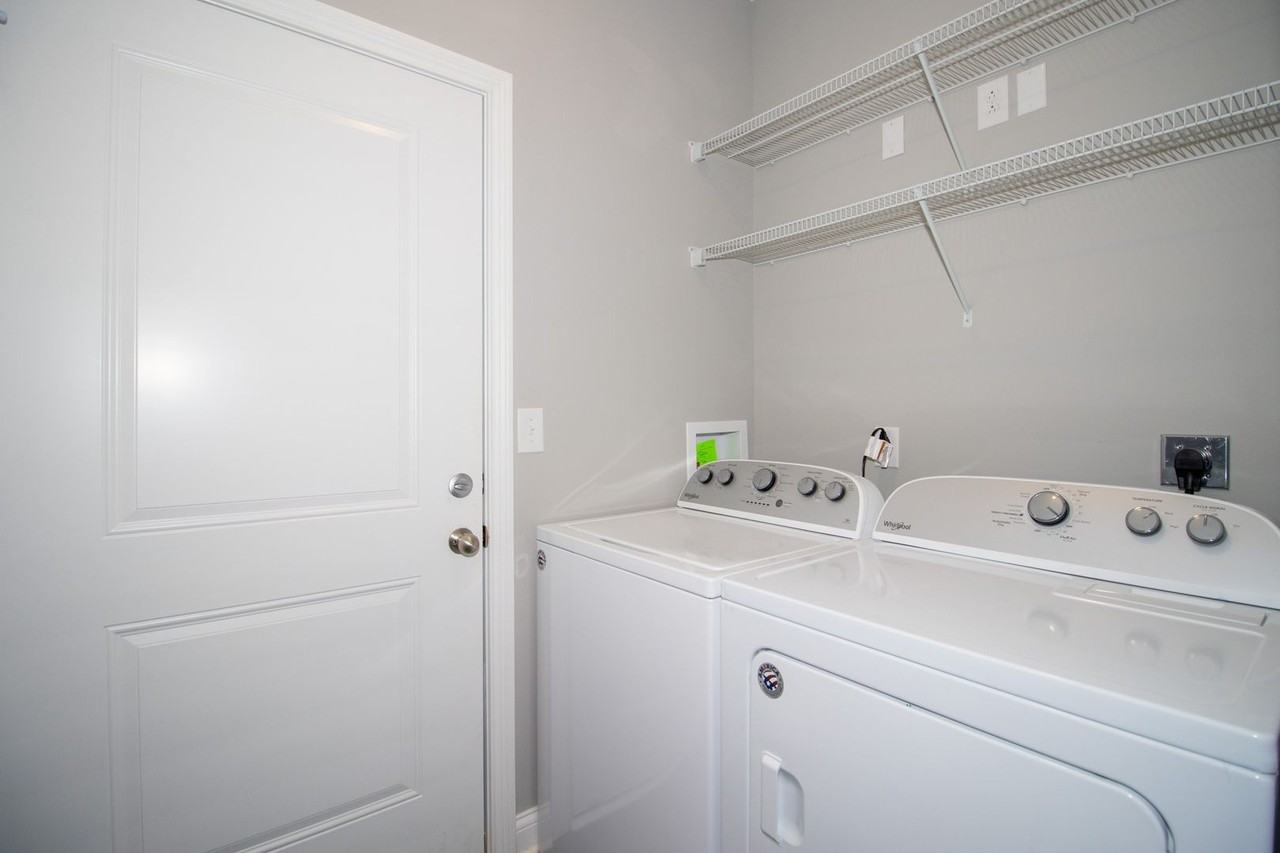 102 Bellbrook Ln - Photo 6 of 18