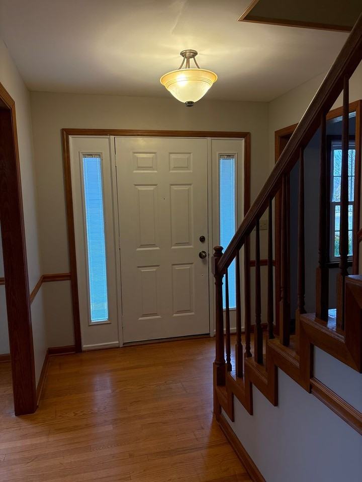 703 Twelve Oaks Rd - Photo 5 of 46