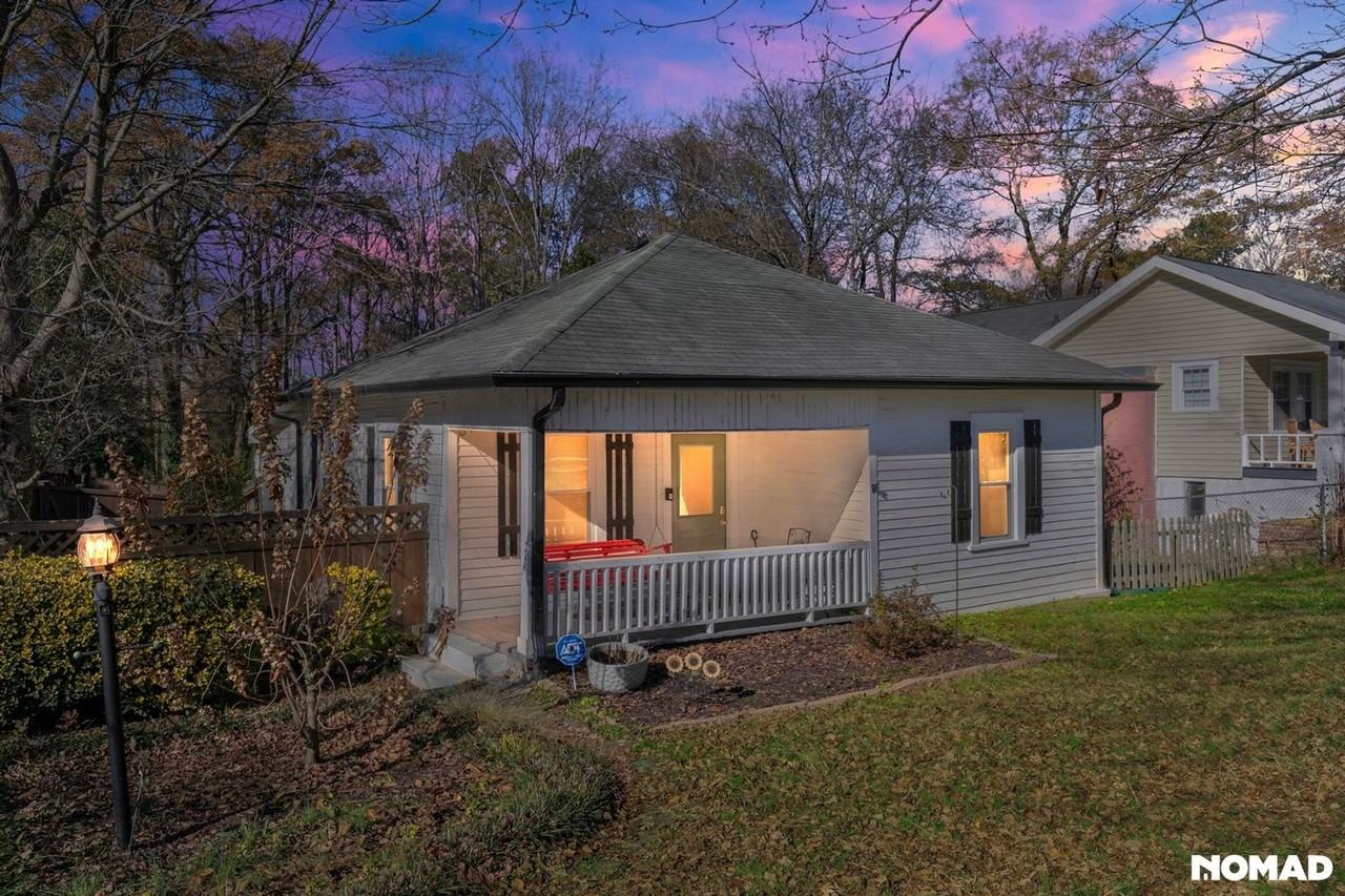 2218 Dunseath Ave Nw - Photo 3 of 32