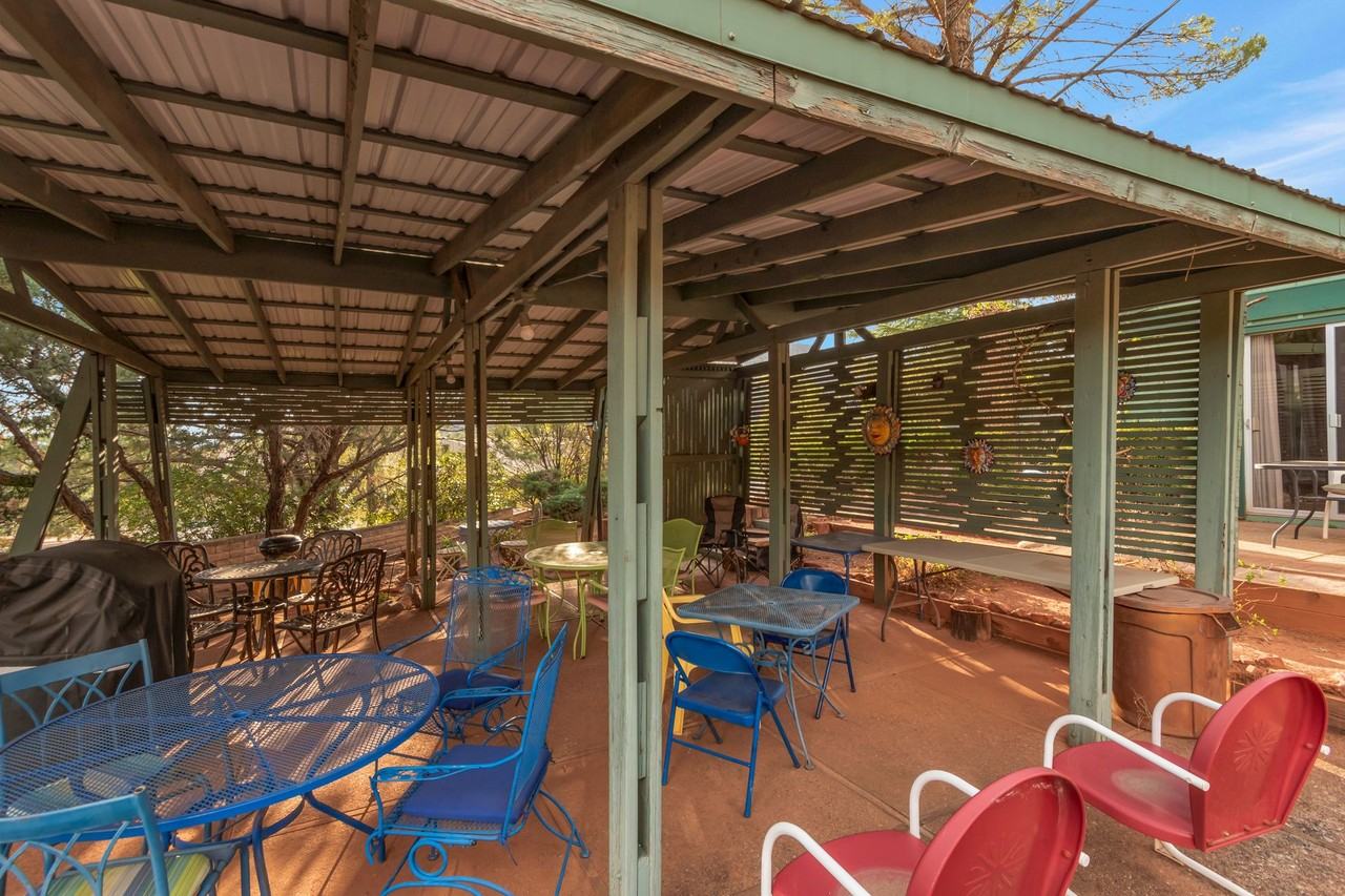 S-171-S-179,S-184-S-189 50 Sombart Ln - Photo 4 of 7