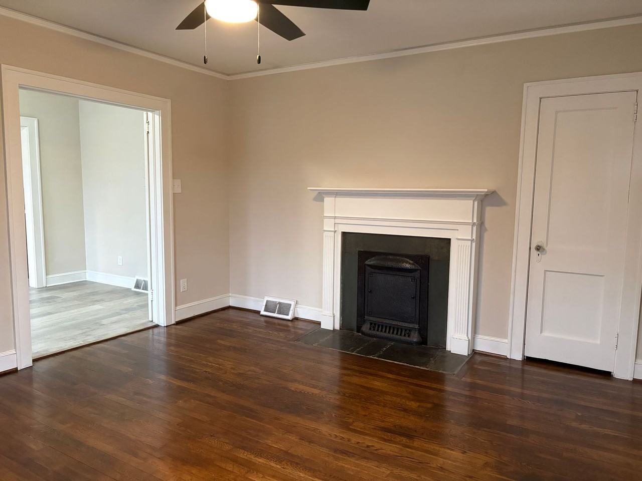 4037 Hilda St - Photo 4 of 18