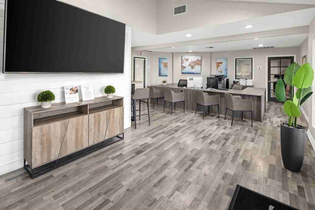 Jade Ridge Apartments - Photo 7 of 50