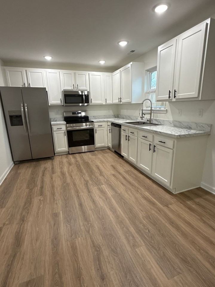 328 Clark Rd - Photo 6 of 17