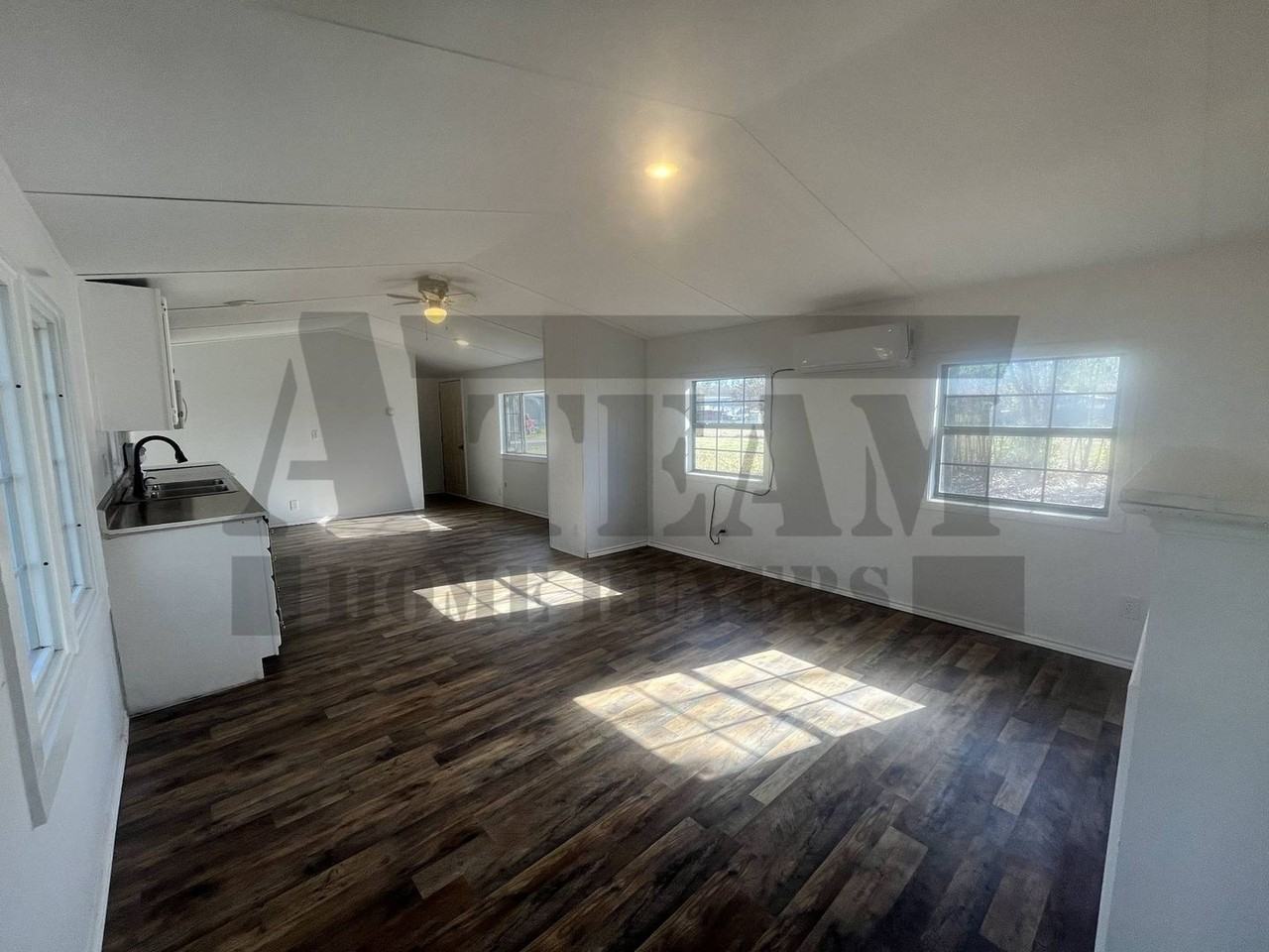 105 Mesa Dr - Photo 3 of 36