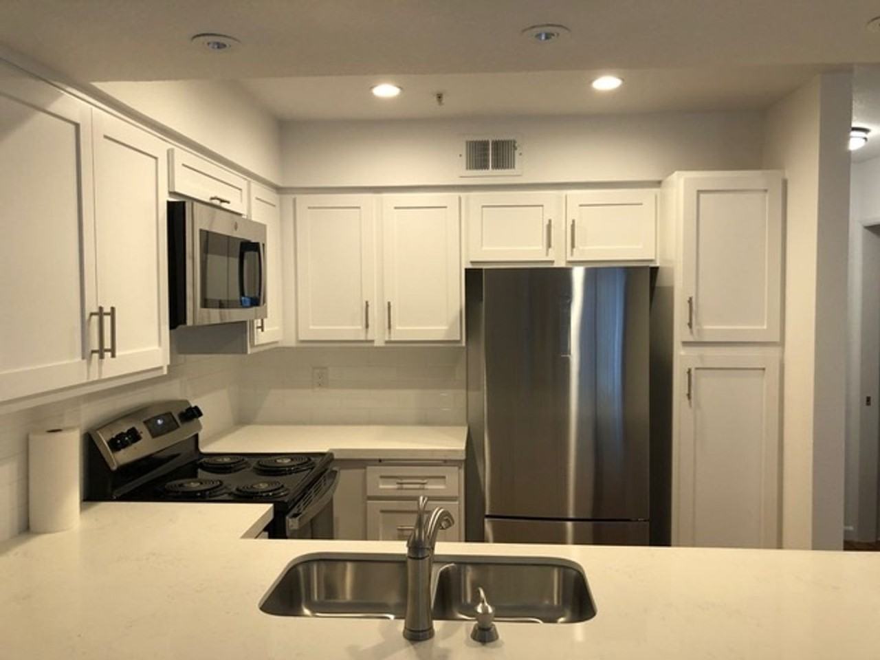 63 Village Pkwy - Photo 4 of 12