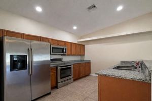 featured image of 2139/2141 SW 8TH PLACE