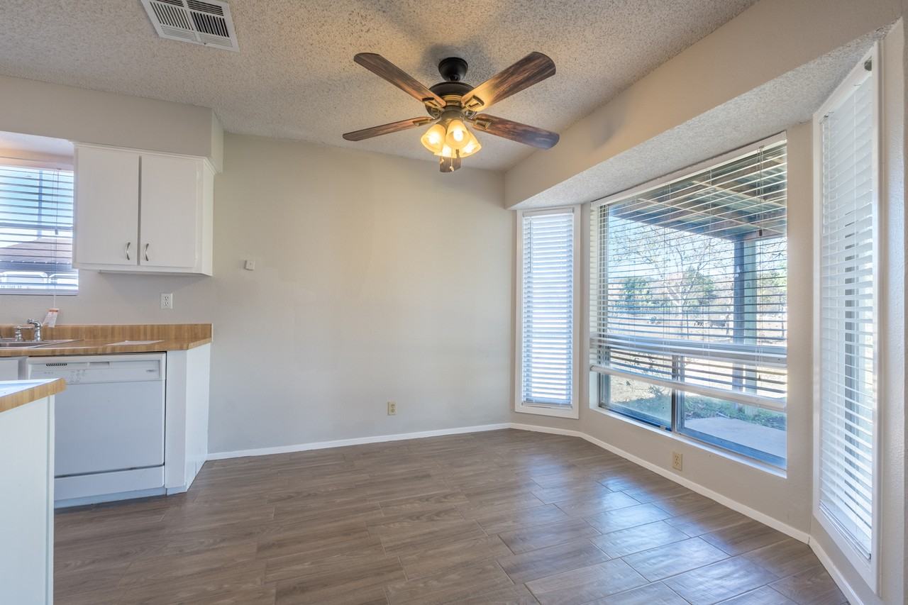 601 Osage Dr - Photo 6 of 38