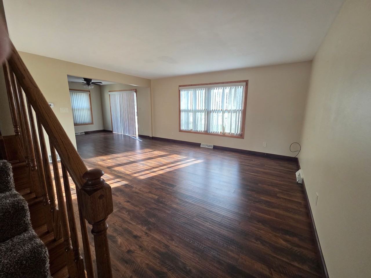 475 Overland Trl - Photo 6 of 18