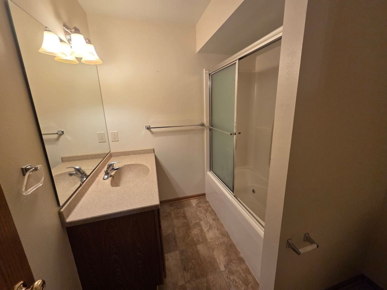 475 Overland Trl - Photo 7 of 18