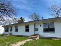 712 9th St - Photo 1 of 1