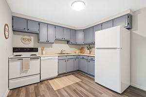 featured image of 464 4th St