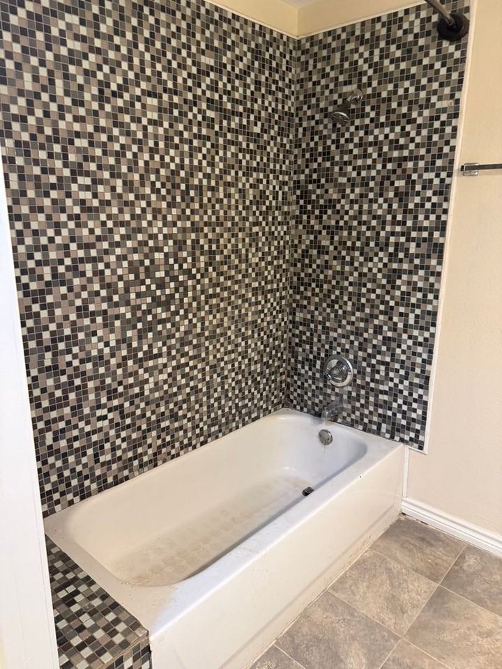 1404 Martha Dr - Photo 7 of 13