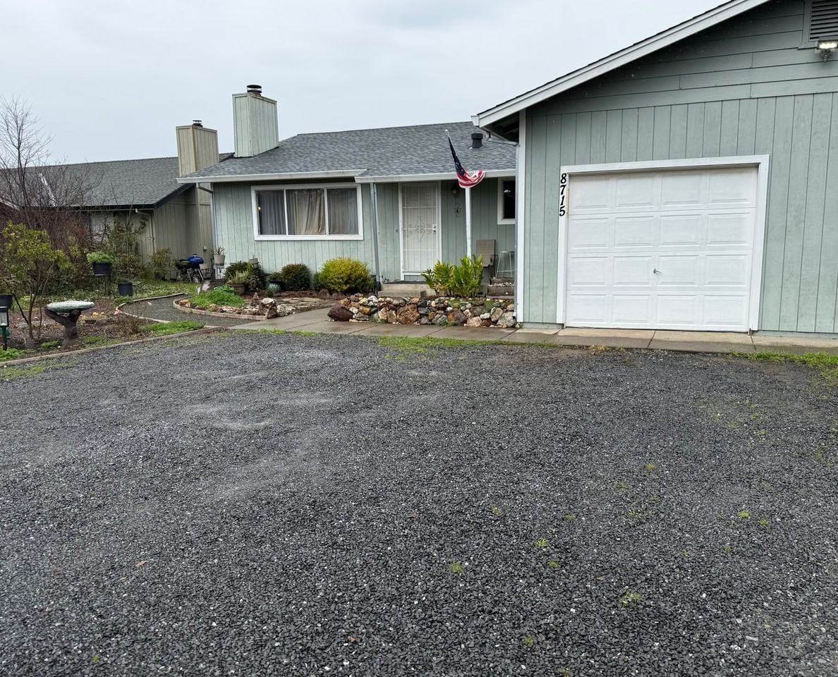 8715 Windsor Rd - Photo 2 of 2