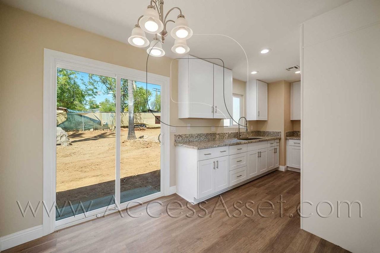 21240 Wallace Ave - Photo 6 of 25