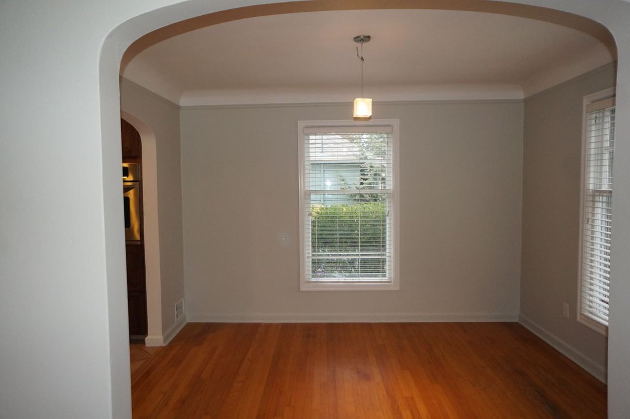 5835 Ne 32nd Pl - Photo 7 of 42