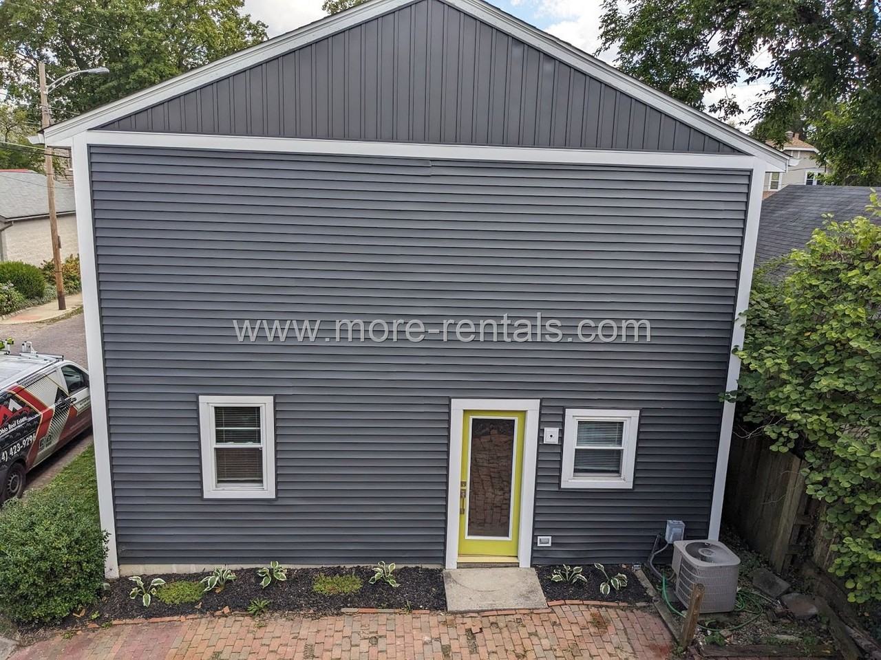 355 E Columbus St - Photo 2 of 22