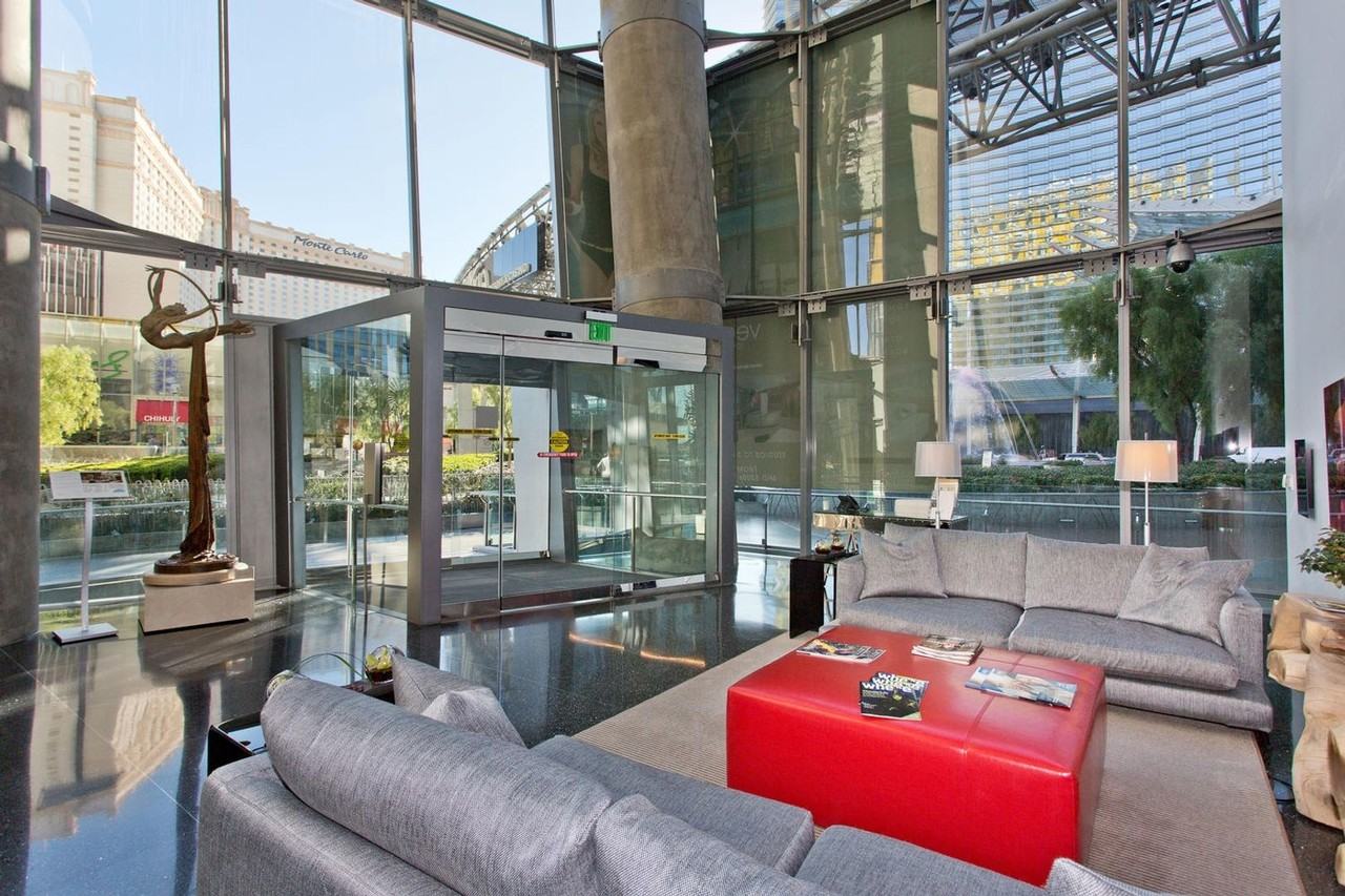 3722 Las Vegas Blvd S #911 - Photo 2 of 30