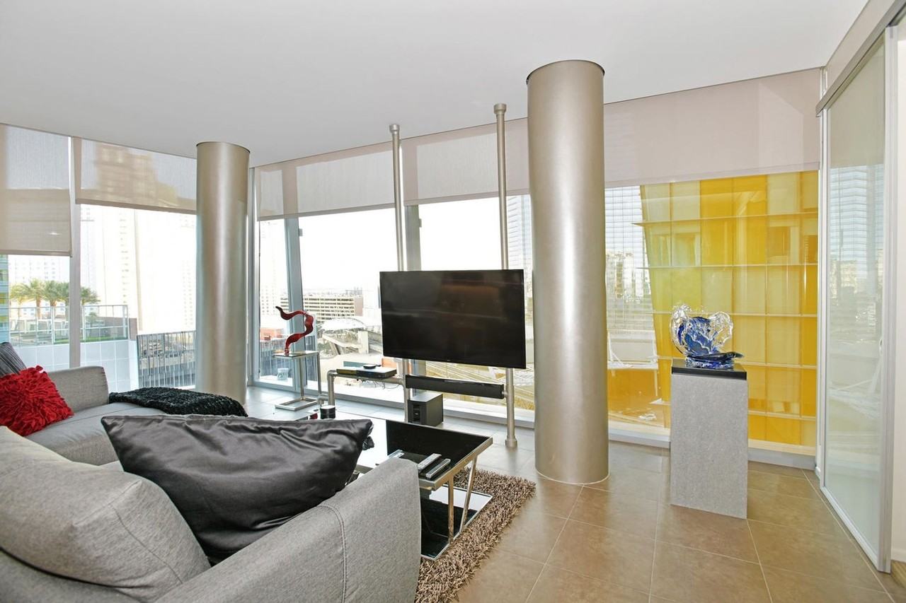 3722 Las Vegas Blvd S #911 - Photo 6 of 30