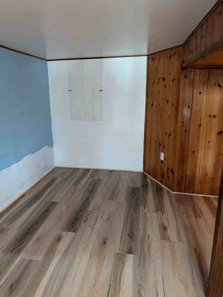 8115 Fairview Ave - Photo 5 of 10