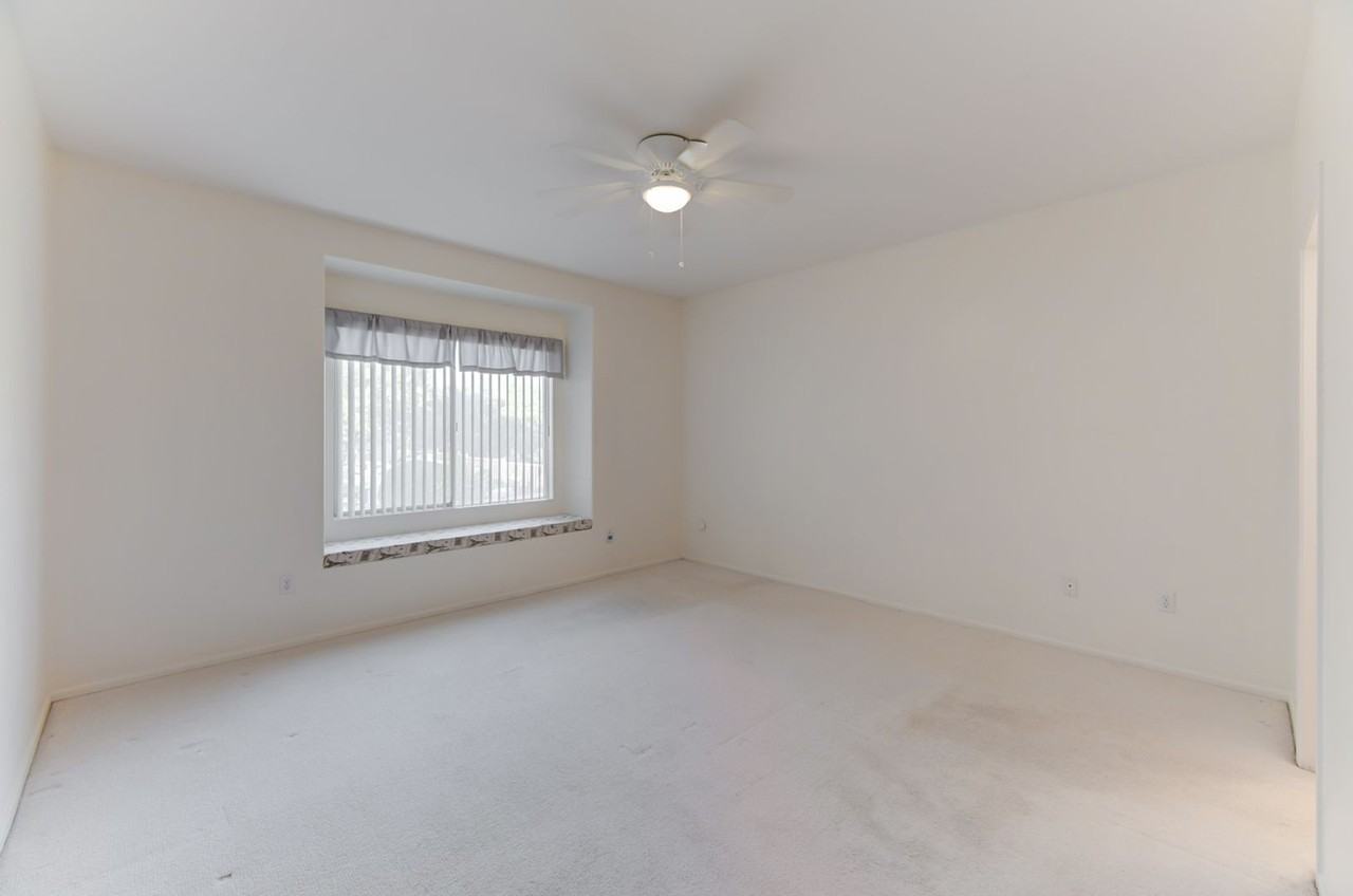 2144 Desert Woods Dr - Photo 7 of 16