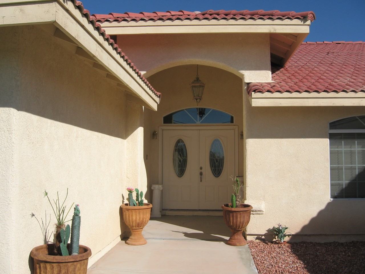 4824 E 40th St - Photo 3 of 17