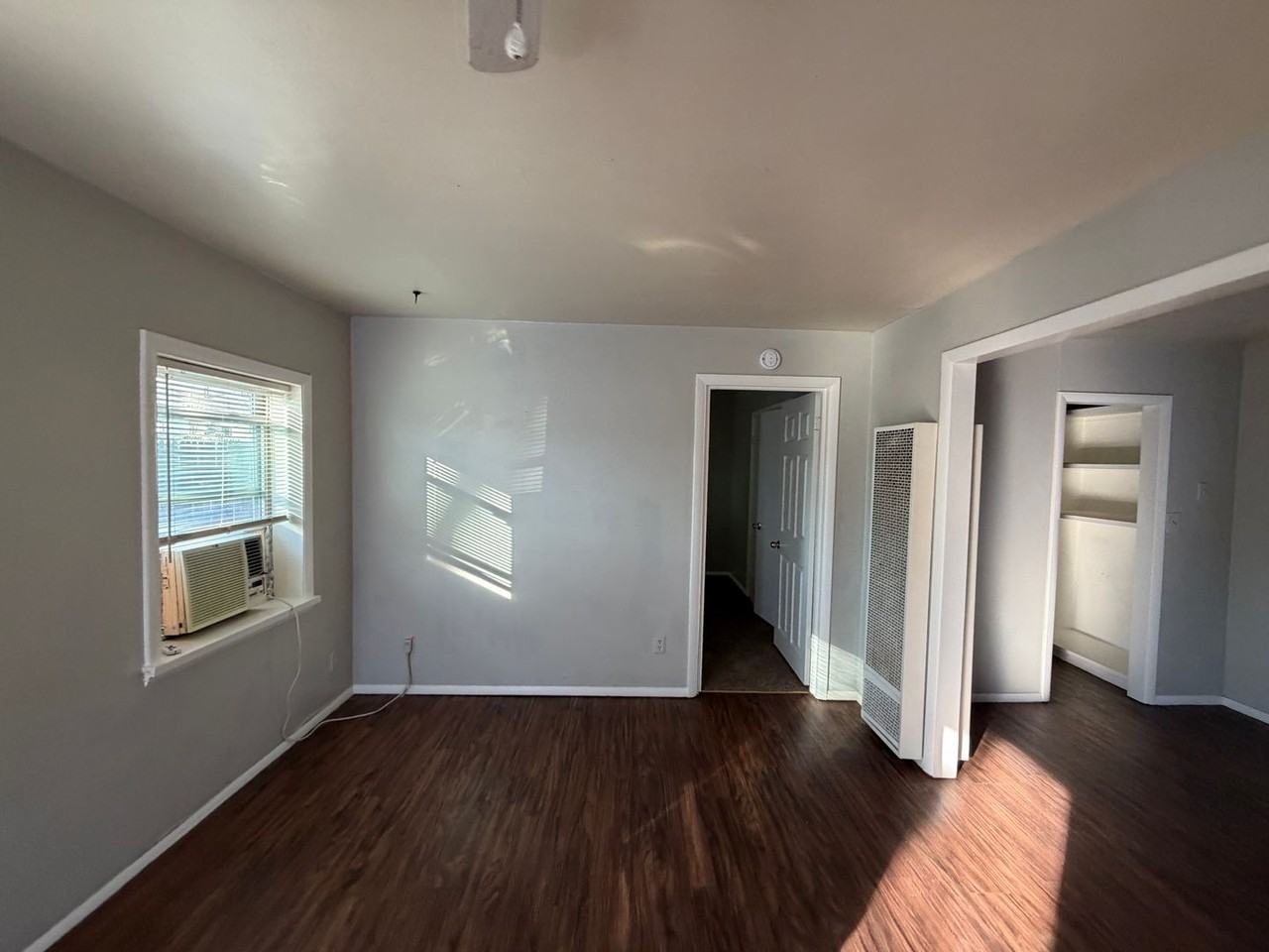 6310 Nw 36th St - Photo 4 of 21