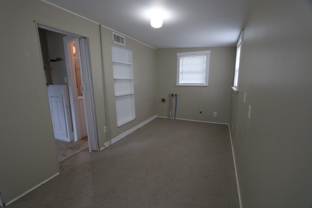 333 Liberty Ave - Photo 7 of 8