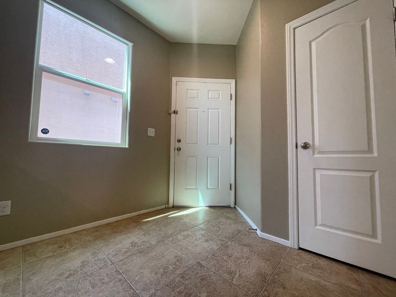 7620 Ashby Gate St - Photo 3 of 22