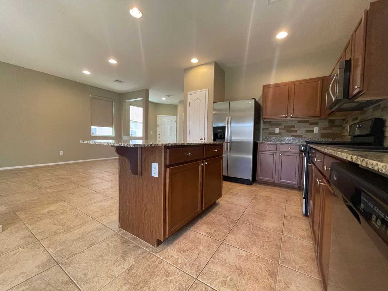 7620 Ashby Gate St - Photo 7 of 22