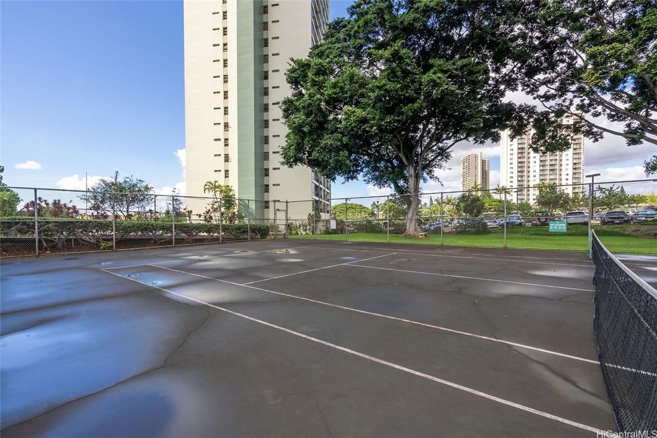 THE PEARL TWO - Photo 4 of 18