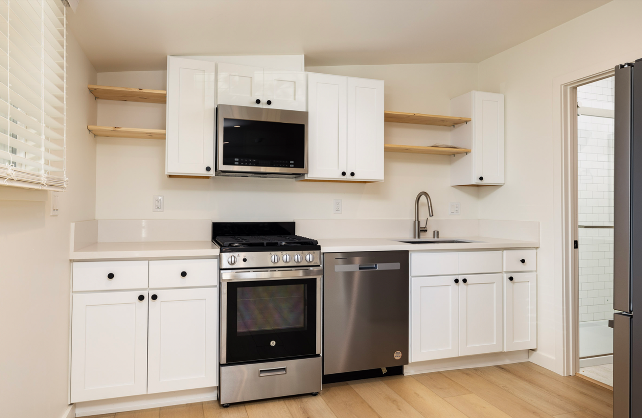 510 Chapala St - Photo 2 of 16