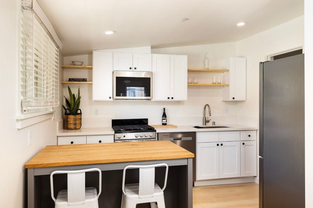 510 Chapala St - Photo 4 of 16