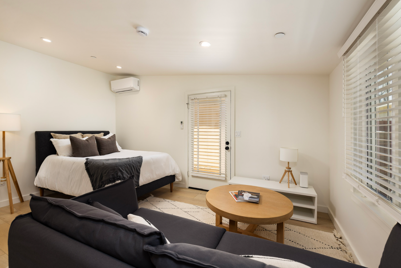 510 Chapala St - Photo 5 of 16