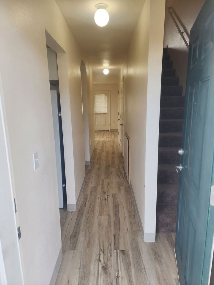 #803 VICTORIA PLACE APARTMENTS - Photo 6 of 35