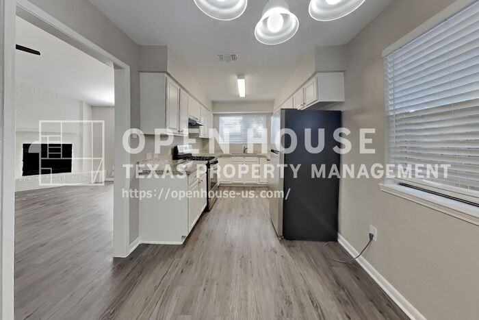 5315 Derbyshire Dr - Photo 7 of 20