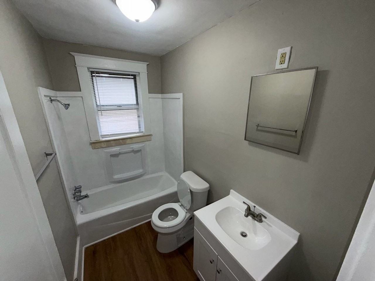 504 Marianna St - Photo 5 of 10