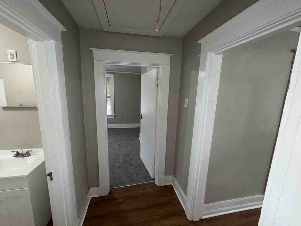 504 Marianna St - Photo 6 of 10