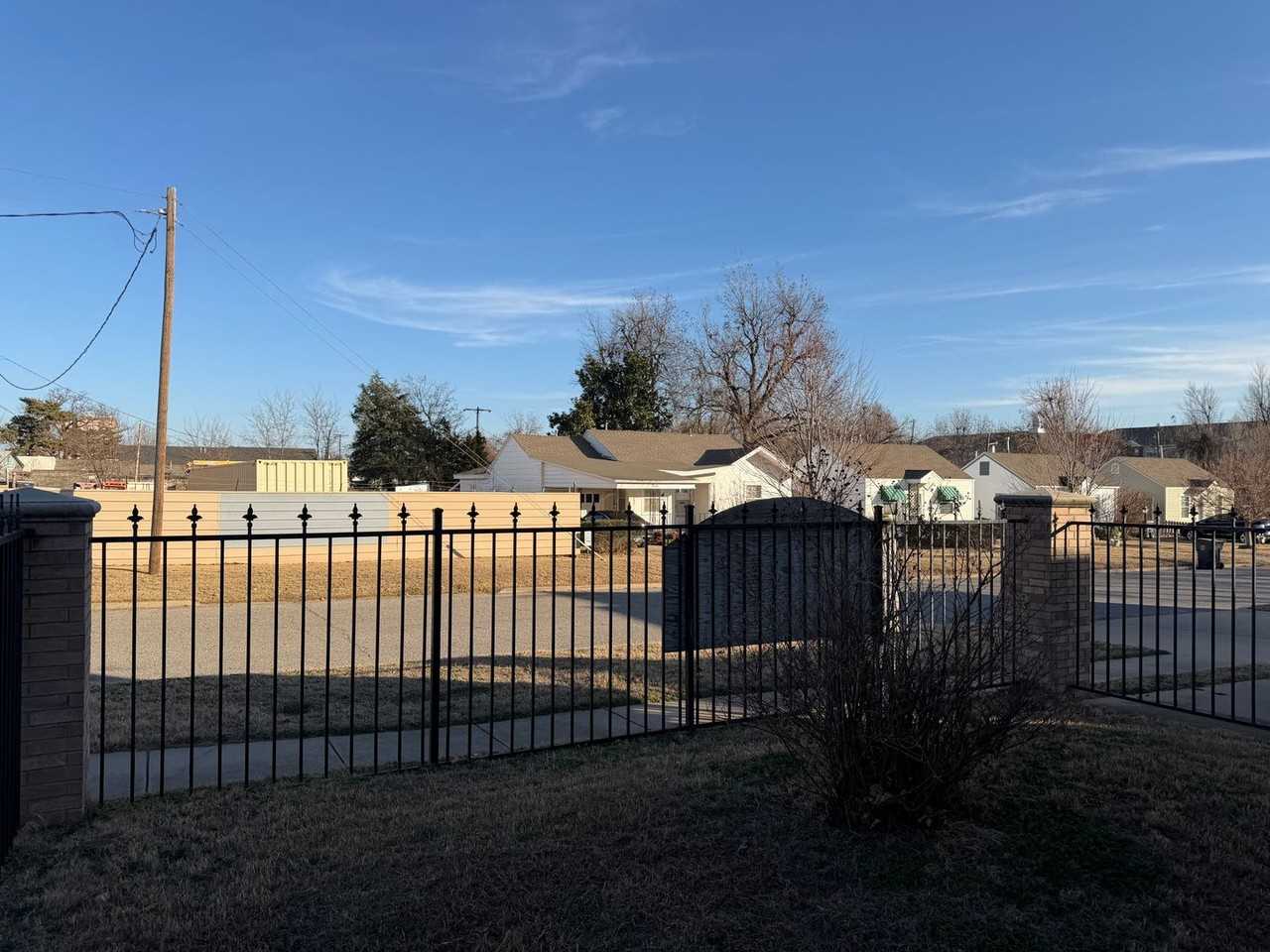 3811 N Asbury Ave #A - Photo 5 of 24