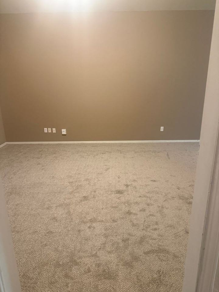 11817 Nw 7th St - Photo 3 of 30