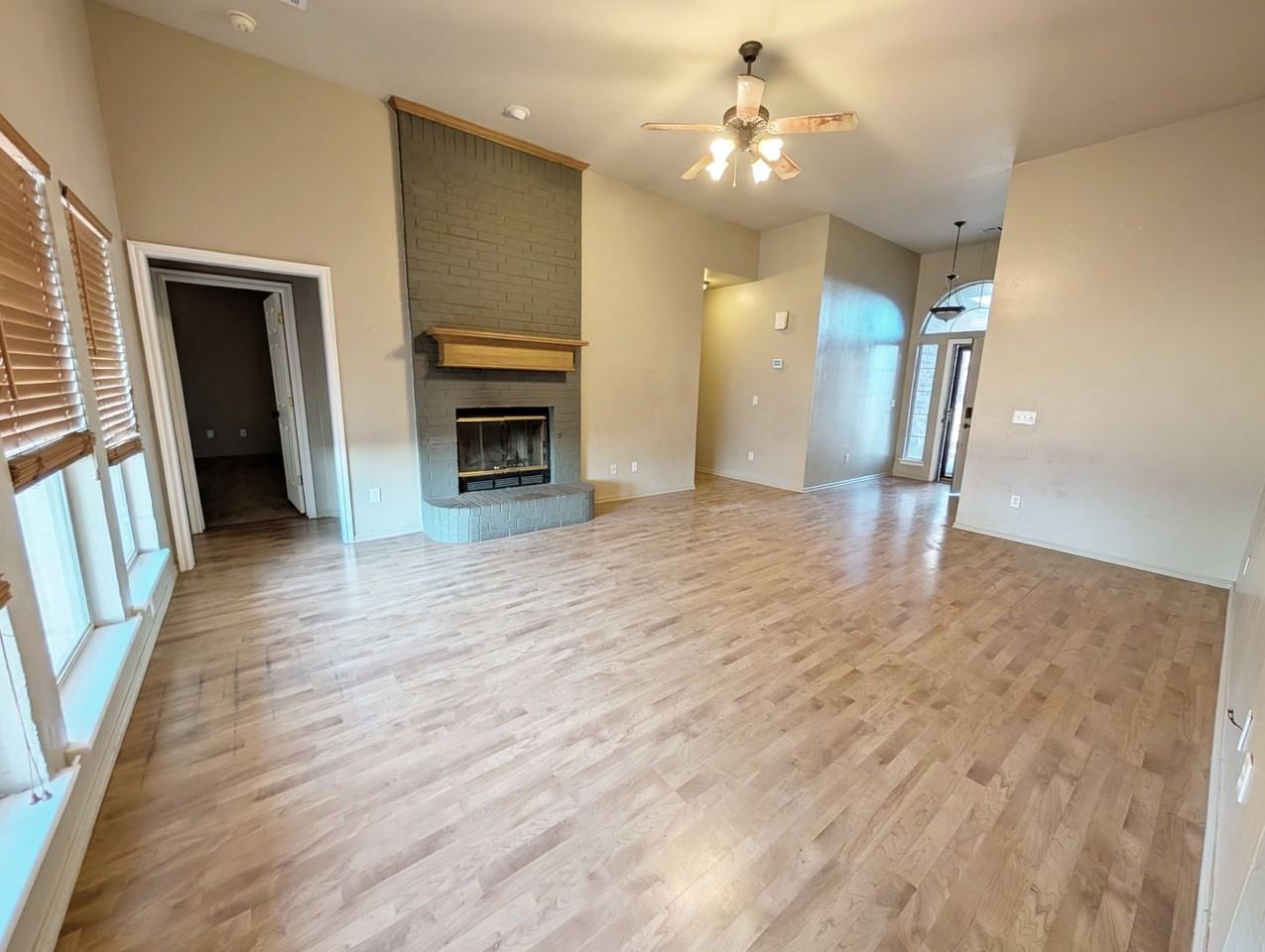 4801 Deer Ridge Blvd - Photo 4 of 17