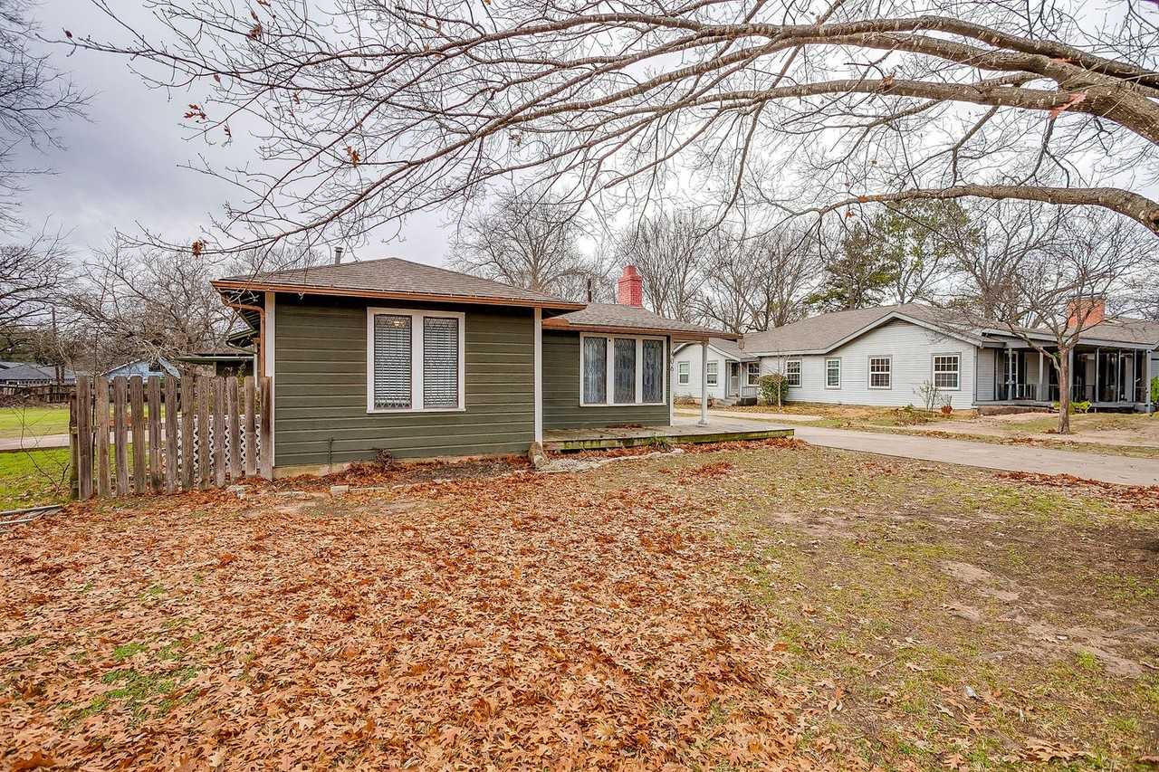 406 Bellevue Dr - Photo 2 of 47