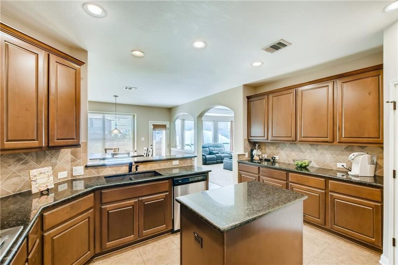 3329 Guadalajara St - Photo 3 of 17