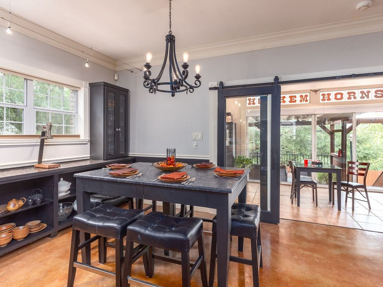 1900 Red Rock Dr - Photo 4 of 44