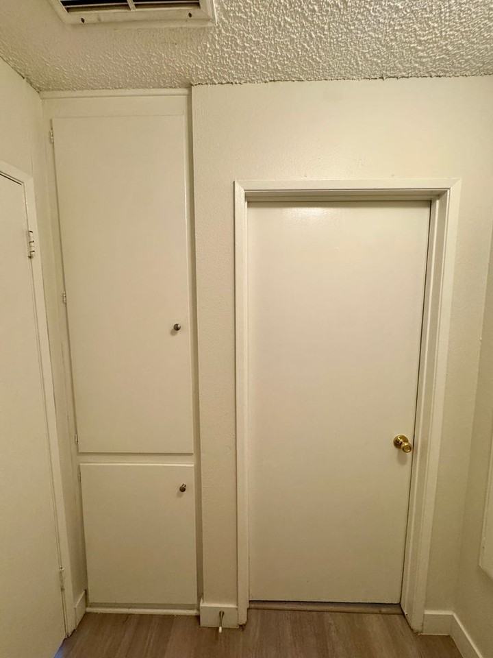 3955 Howard Ave - Photo 7 of 14